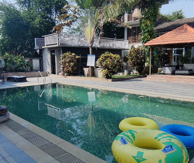 ST Farm House (Pure Veg)