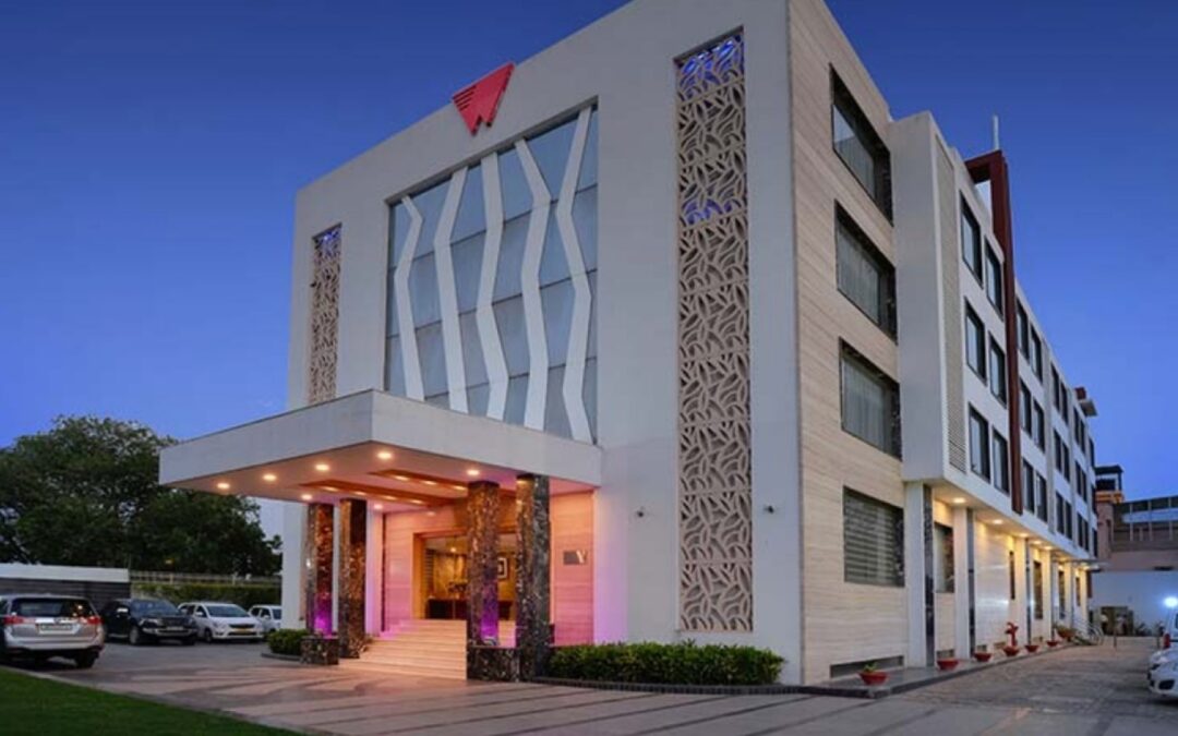 Wingston A Treehouse Hotel, Goverdhan